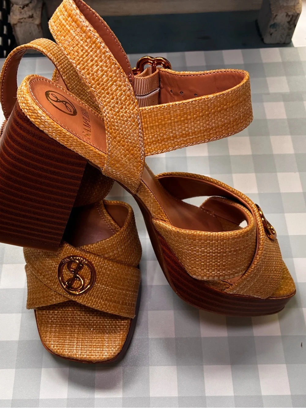 New Sam & Libby Kristy 8 Tan Woven raffia straw Slingback chunky heels sandals